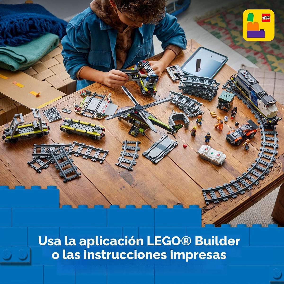 LEGO City Police Train Heist - Juego de tren con juguete de coche d...